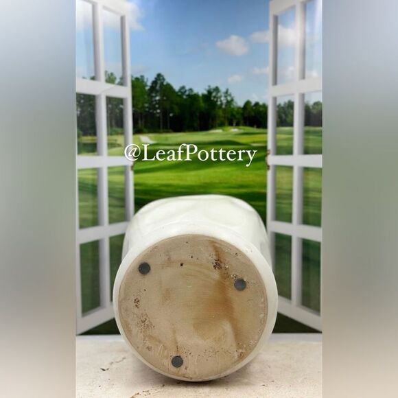 Adela White (LG) Ceramic Planter Pot with Saucer Attached - Picture 10 of 11